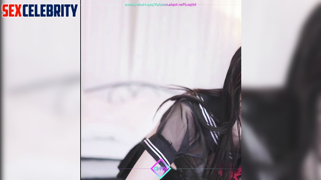 Dirty schoolgirl Taeyeon (태연 소녀시대) earns money with erotic dance / A.I.