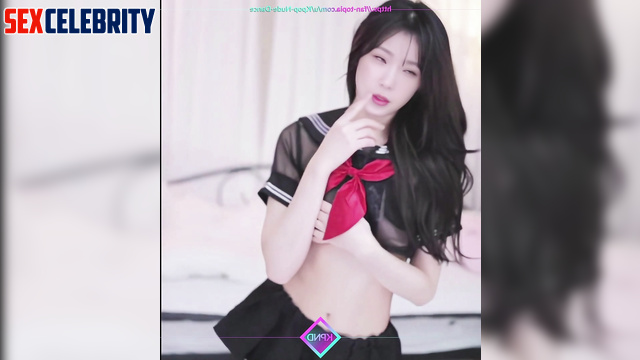 Dirty schoolgirl Taeyeon (태연 소녀시대) earns money with erotic dance / A.I.