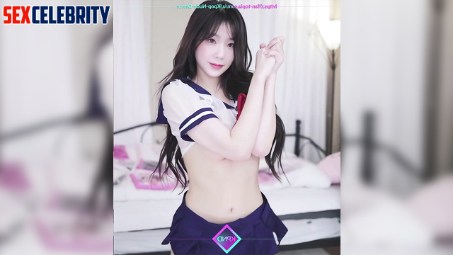 (태연 소녀시대) korean schoolgirl Taeyeon danced for you on a webcam
