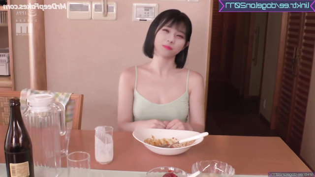 Kitchen fuck with horny schoolgirl after korean dinner - Winter (윈터 에스파)