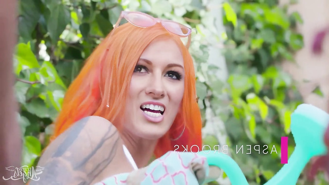 Pro wrestler Becky Lynch makes her pervy neighbor pay with a hard barebacking
