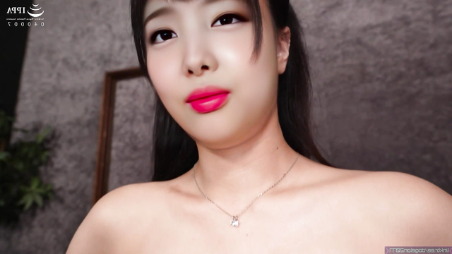 Guys sucking her nipples (나연 트와이스) Nayeon threesome porn