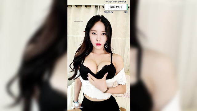 Elite Korean bitch shows off her charms on camera - Hyomin 효민 티아라