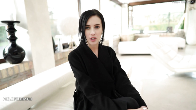 Emma Roberts - skinny bitch loves being fucked by a huge dick, fakeapp