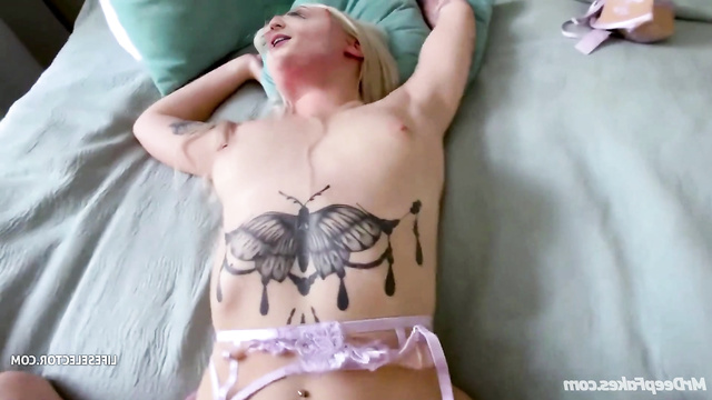 Sophie Turner enjoying sex with tattooed fucker [ai home scenes]