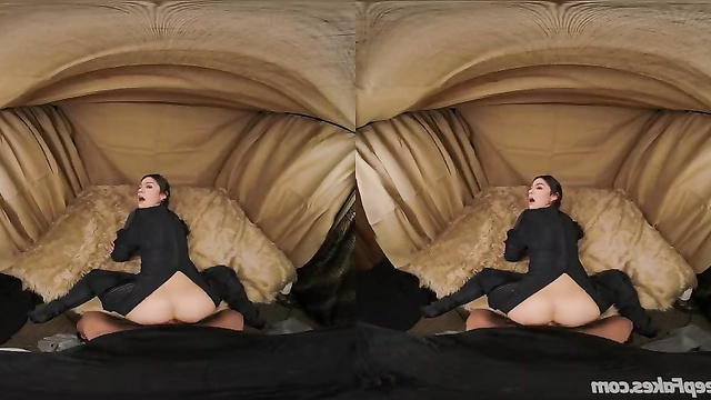 Deepfake Zendaya got some cum on her sexy body