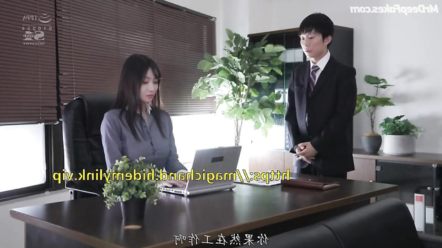 Victoria Song needs some sexy break at the office 宋茜 人工智能