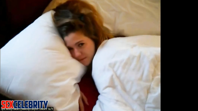 Jayden Bartels waking up to a hard dick - A.I. fakes