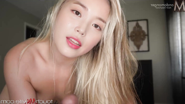 Hot porn compilation with cute little blonde IU 이지은 섹시한 아이돌