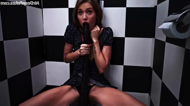 Alison Brie fucked in all holes by alien monster //fakes