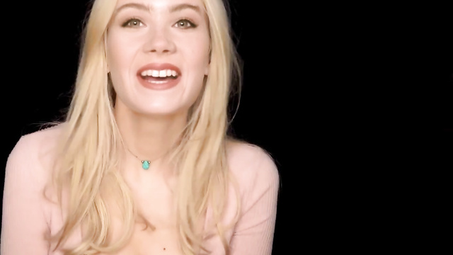 Hot dirty talk pov deepfake video - sexy blonde Christina Applegate (ai)