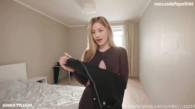 Minji (NewJeans) stripped naked for you (민지 뜨거운 섹스)