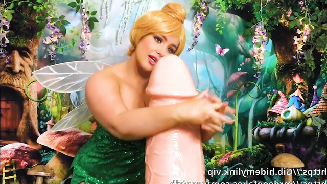 Busty fairy jerks off a huge dick - Ariel Winter deepfake