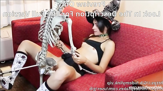 Emma Watson new Halloween sex experience, She gets fucked by a skeleton