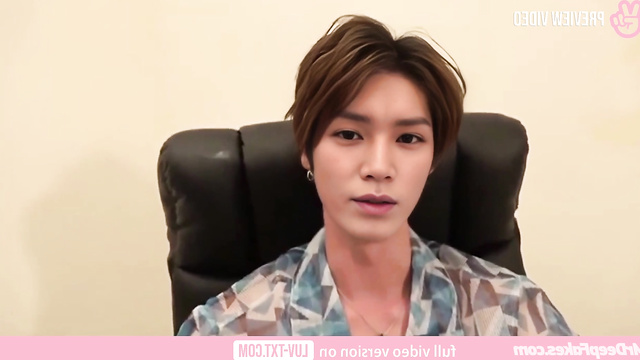 Taeyong took off his panties so he could have his penis jerked off 성인 태용