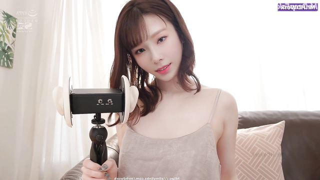 Game with strange sex toy - Taeyeon (태연 소녀시대) in hot deepfake video