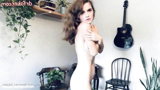 Horny teen Emma Watson likes to dance naked [real fakes]