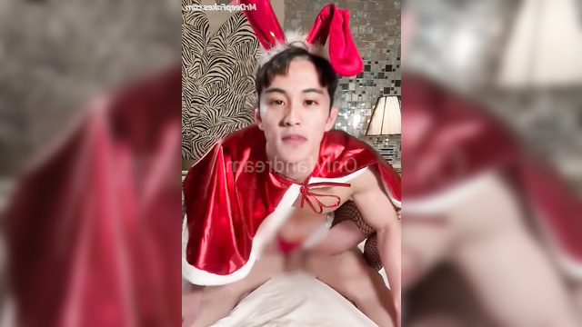 Jeno (제노 엔시티) new year korean gay party - face swap