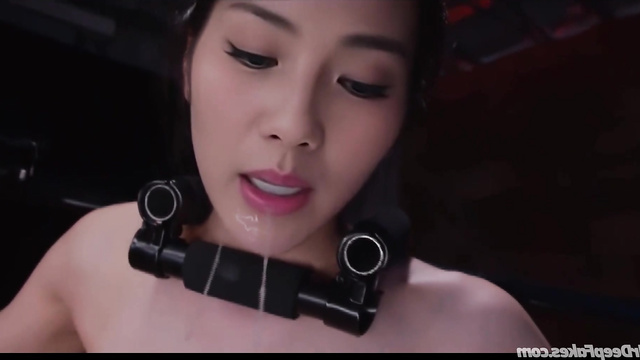 Pretty Liu Tao (刘涛 深度伪造视频) sucking toes her master / hot bdsm porn