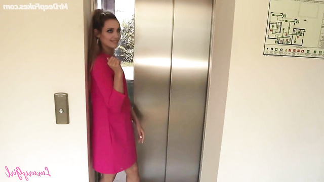 Deepfake Hollywood celeb Angelina Jolie sucking dick in elevator