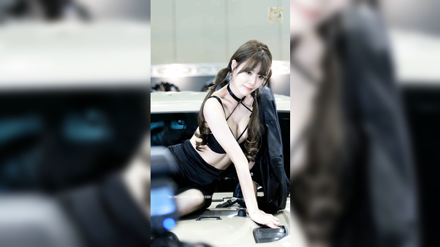 Sakura 사쿠라 from IZ*ONE 아이즈원 shows sexy poses in deepfake [딥페이크]