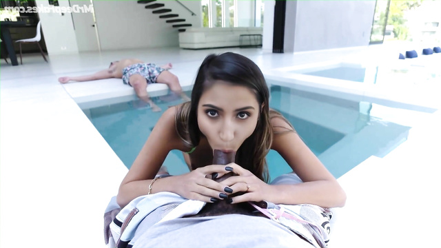 Indian celeb Anushka Sharma in fake pussy sex tape with cumshot ending