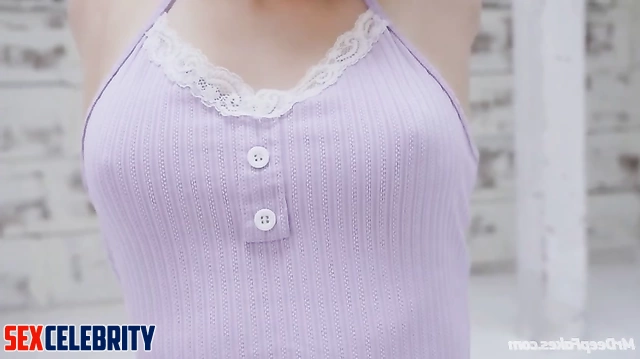 Girl showed her cute tits for fans, Mana Ashida (芦田愛菜 フェイクポルノ) face swap